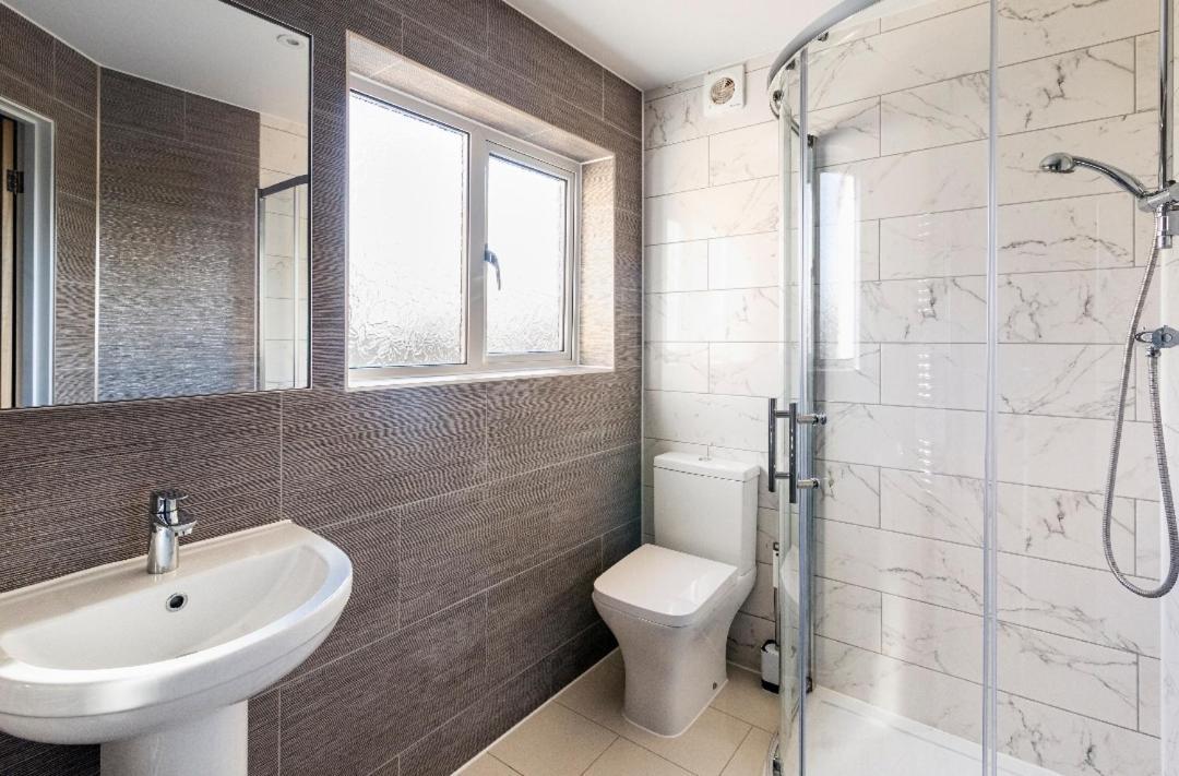 Luxury House 4 Ensuite Bedrooms, Free Parking ,Wifi Oxford Kültér fotó